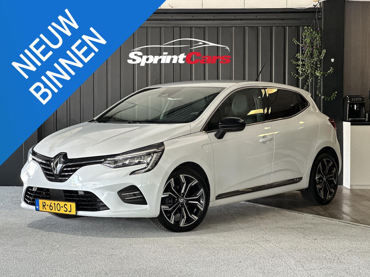 Renault Clio - 1.0 TCe 90 Techno | Sfeerverlichting | Achteruitrijcamera | Carplay | Cruise Control | Nav - AutoWereld.nl