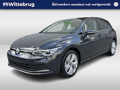 Volkswagen Golf - 1.5 eTSI Style DSG Automaat / Stoel verwarming / achteruitrij camera / Velours bekleding /