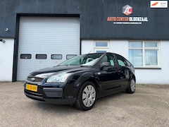 Ford Focus - 1.6-16V Trend Airco|5Drs