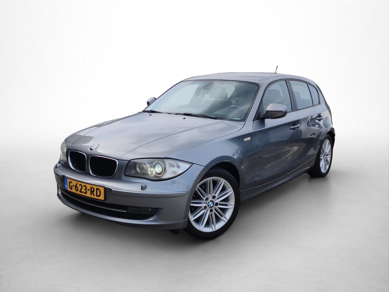 BMW 1-serie - 118i EffDyn. Ed. Business Line Ultimate Edition | Nieuwe APK! | Stoelverwarming | Climate - AutoWereld.nl
