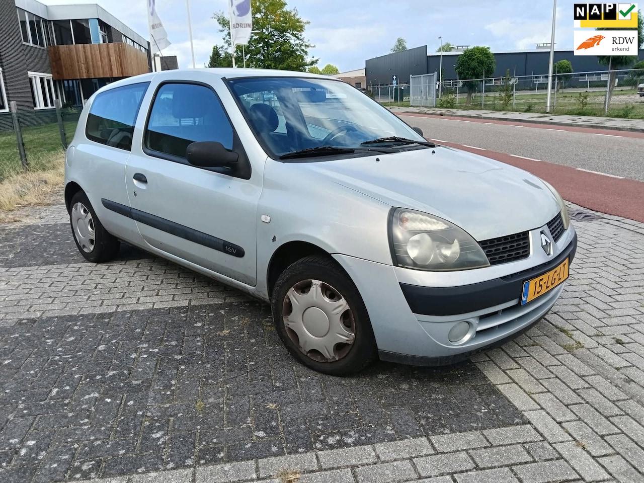 Renault Clio - 1.2-16V Dynamique 1.2-16V Dynamique - AutoWereld.nl