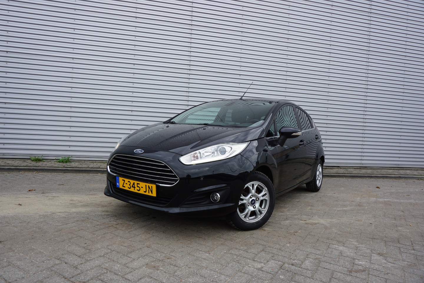 Ford Fiesta - 1.0 EcoBoost Hot Hatch Airco / Navi / Cruise / Stoelverw. / Parkeers. / Trekhaak / Lm velg - AutoWereld.nl