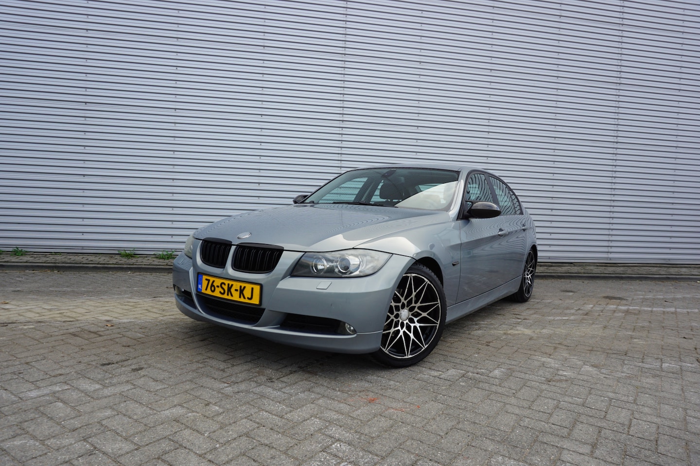 BMW 3-serie - 320i Executive Airco / Cruise / Parkeers. / Elektr. ramen / Lm velgen / NAP / - AutoWereld.nl
