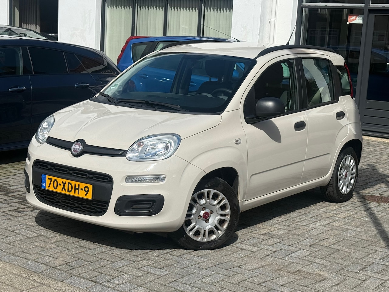 Fiat Panda - 0.9 TwinAir Easy 0.9 TwinAir Easy, Parkeersensoren,Airco,Elektr.ramen,Dakrails - AutoWereld.nl