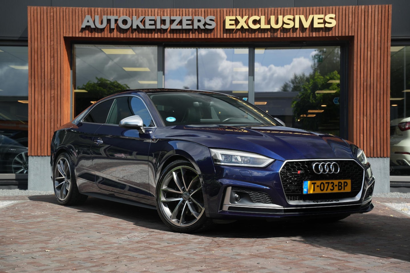 Audi A5 Coupé - 3.0 TFSI S5 quattro Pro Line Plus Panoramadak B&O Luxe Leder Carplay Massage Milltek - AutoWereld.nl