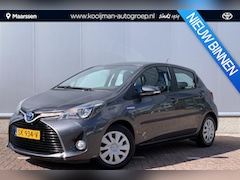 Toyota Yaris - 1.5 Hybrid Trend Bi-Tone / Camera / Automaat / Bluetooth /
