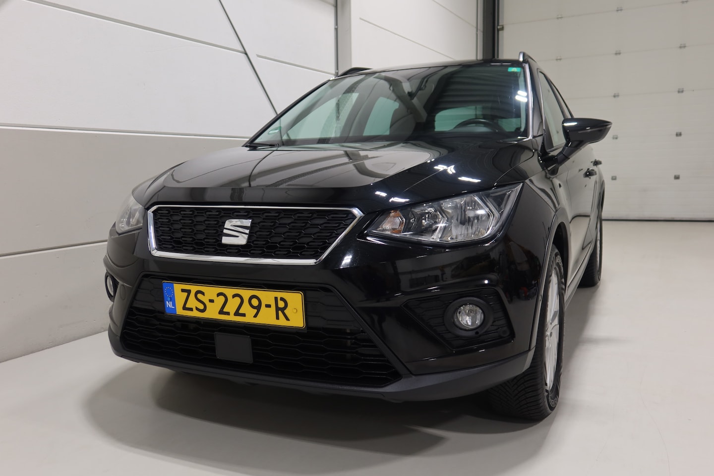 SEAT Arona - 1.0 TSI Style Business Intense I AppleCarplay I Camera I eerste eigenaar - AutoWereld.nl