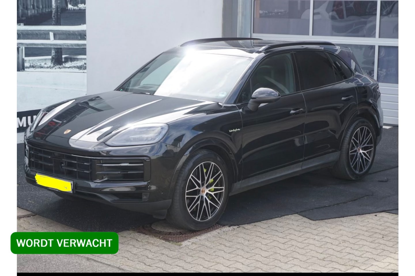 Porsche Cayenne - 3.0 S E-Hybrid (519pk) ** Panodak ** InnoDrive ** Trekhaak ** HUD ** PDLS+ ** 4-wielsturin - AutoWereld.nl