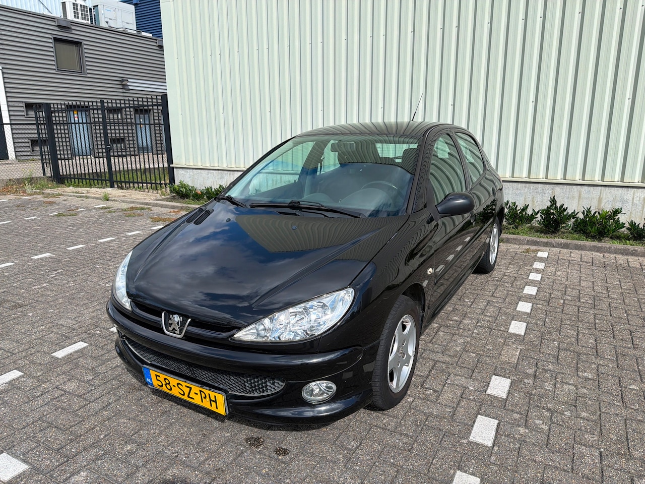 Peugeot 206 - 1.4 Air-line 3|airco|apk - AutoWereld.nl