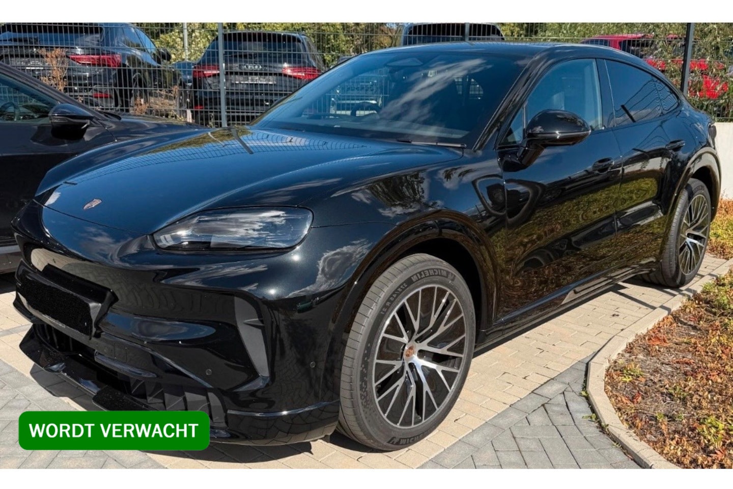 Porsche Cayenne Coupé - Electric 113 kWh ** Sport Design ** Sport Chrono ** BOSE ** PASM ** Panodak - AutoWereld.nl