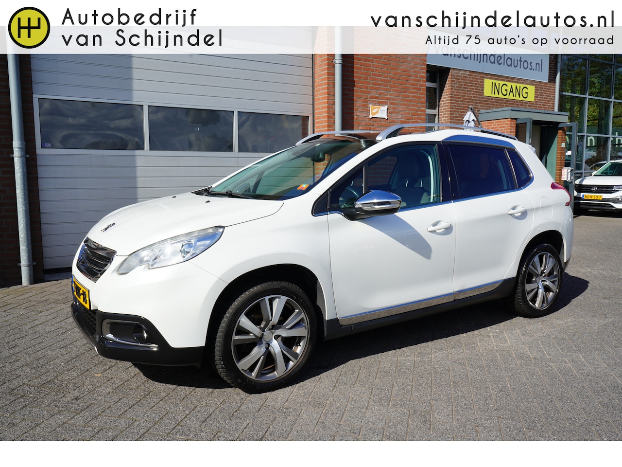 Peugeot 2008 - 1.6 VTi 120PK FELINE LUXE ORIGINEEL NEDERLANDS PANORAMADAK NAVIGATIE AFN.TREKHAAK 17INCH L - AutoWereld.nl