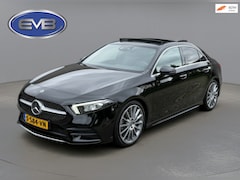 Mercedes-Benz A-klasse - 200 Business Solution AMG, panoramadak, 19 inch, sfeerverlichting, achteruitrijcamera, vel