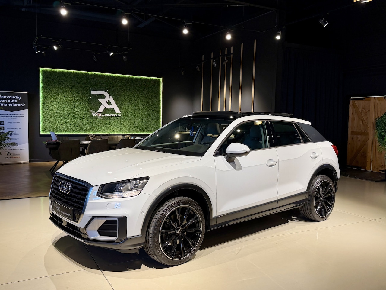 Audi Q2 - TFSI Proline Panoramadak|Navi|Leer|PDC Wit! - AutoWereld.nl