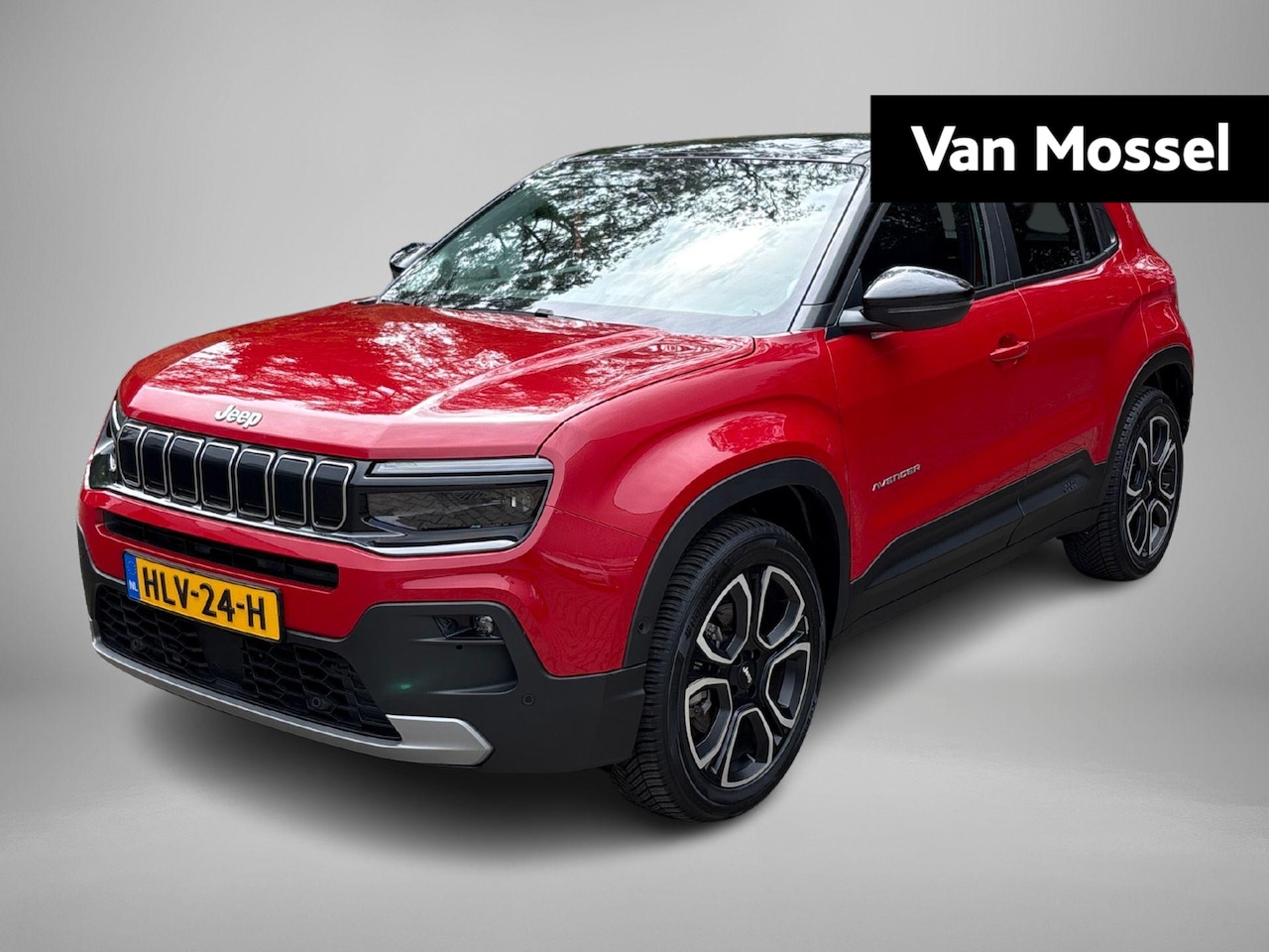 Jeep Avenger - Summit 54 kWh | Direct Leverbaar | Warmtepomp | 18'' LM. Velgen | Elektr. Kofferklep | Par - AutoWereld.nl