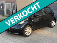 Toyota Aygo - 1.0-12V 5 deurs Apk Airco Elekt. Pakket