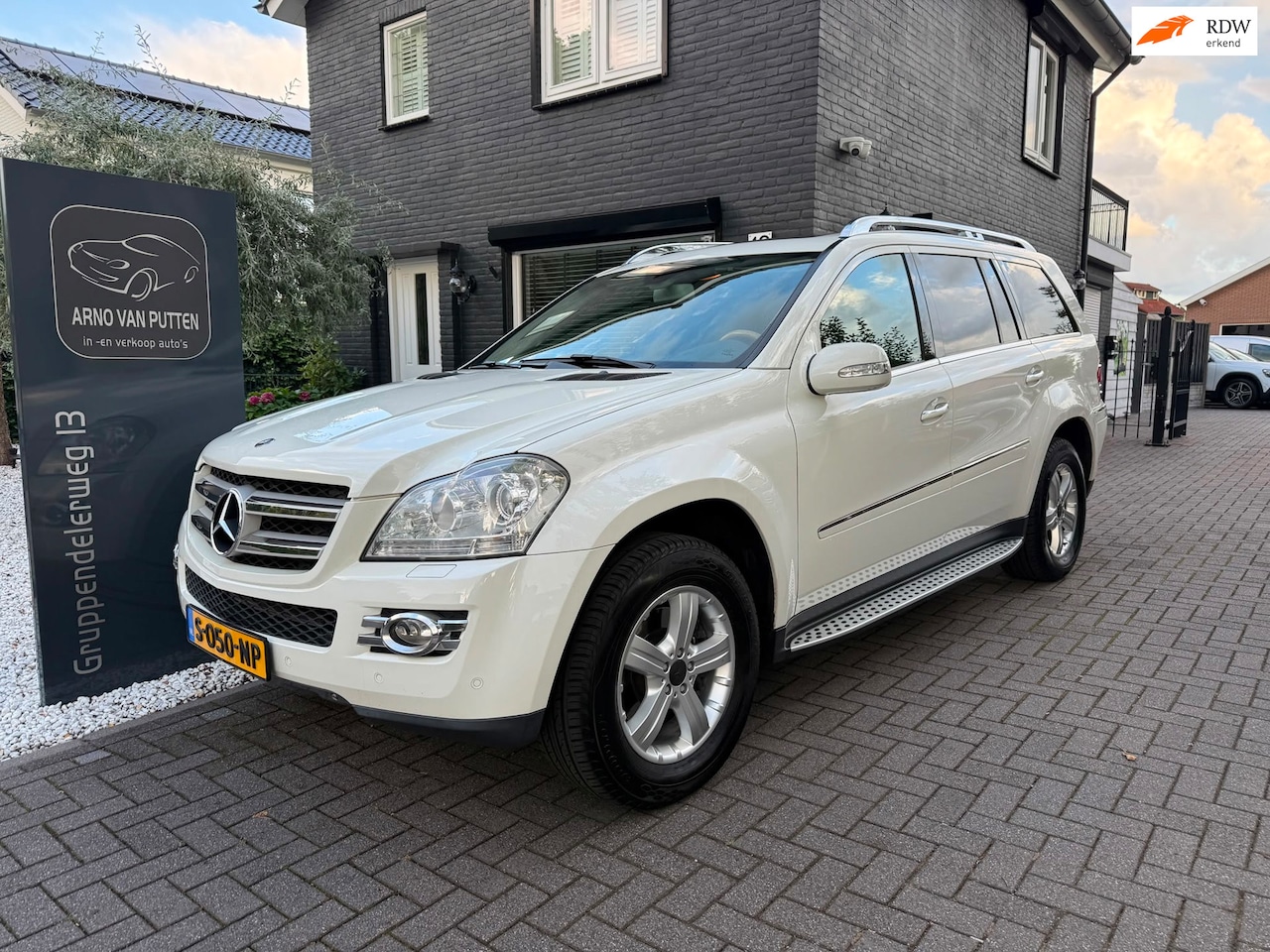 Mercedes-Benz GL-klasse - 500 / 550 / 7-persoons / BTW / vele optie's - AutoWereld.nl