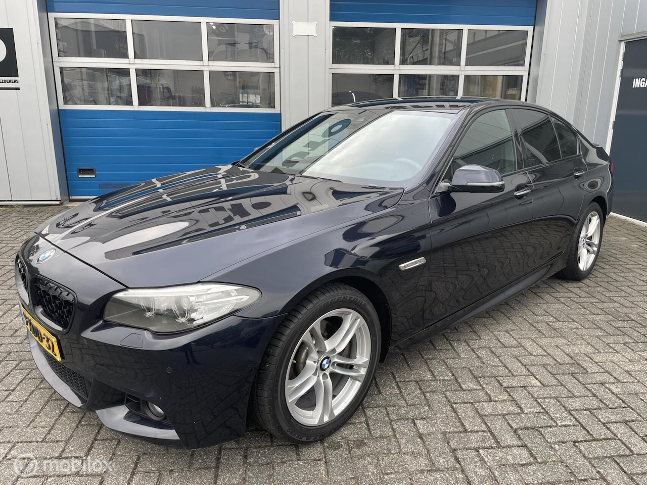 BMW 5-serie - 520i High Executive M-sport - NL auto - Nw apk - AutoWereld.nl