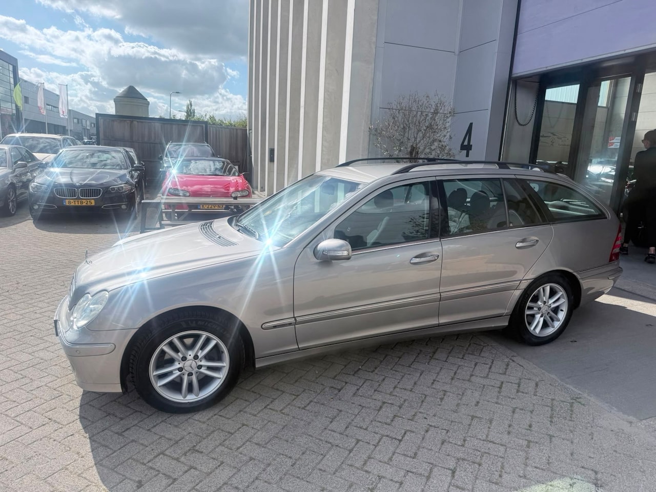 Mercedes-Benz C-klasse Combi - 180 K. Elegance MOOIE AUTO! NAP! INRUIL MOGELIJK! - AutoWereld.nl