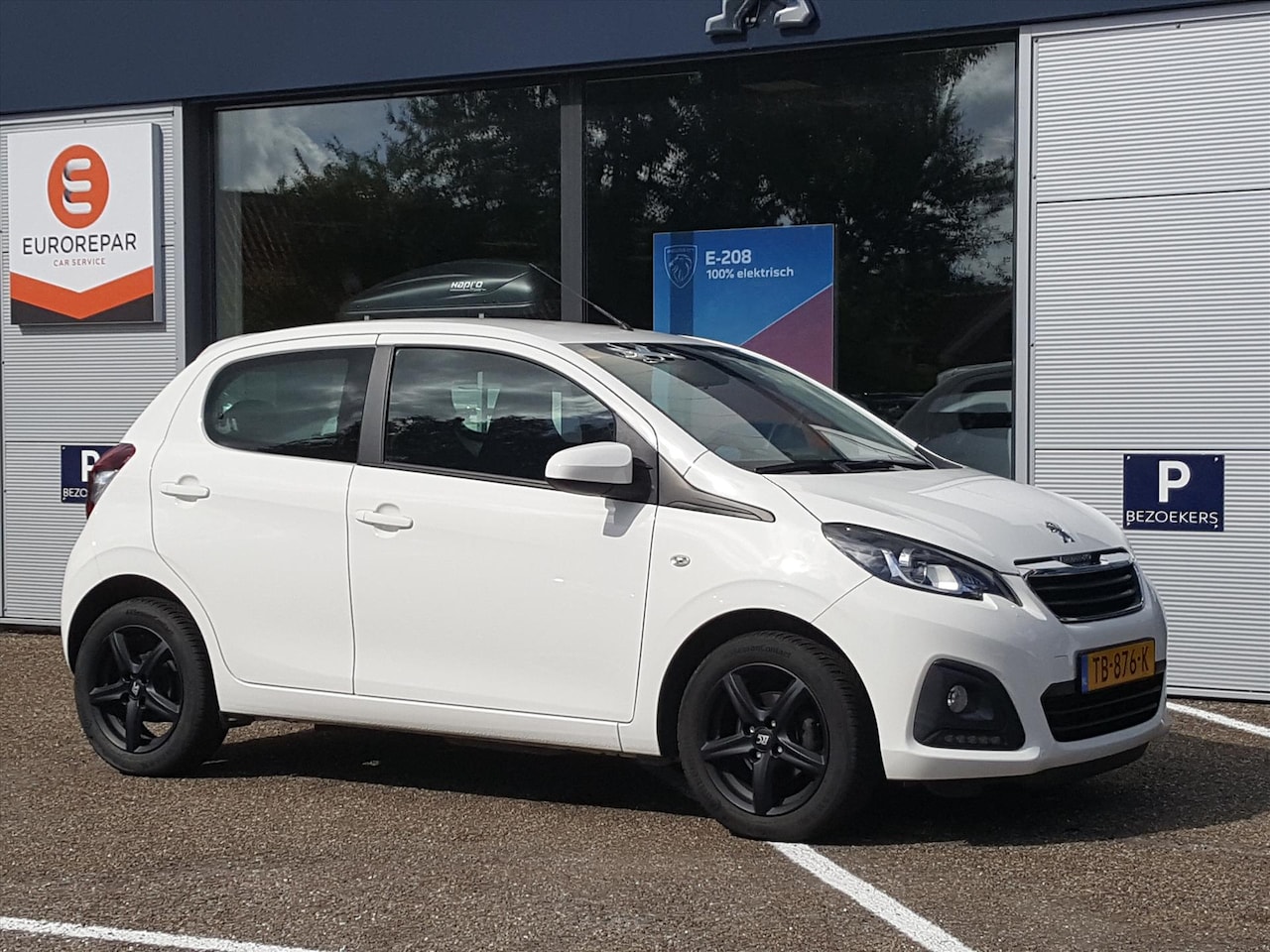 Peugeot 108 - 1.0 e-VTi 72pk 5D Active AIRCO | BLUETOOTH |ZWARTE LMVELGEN - AutoWereld.nl