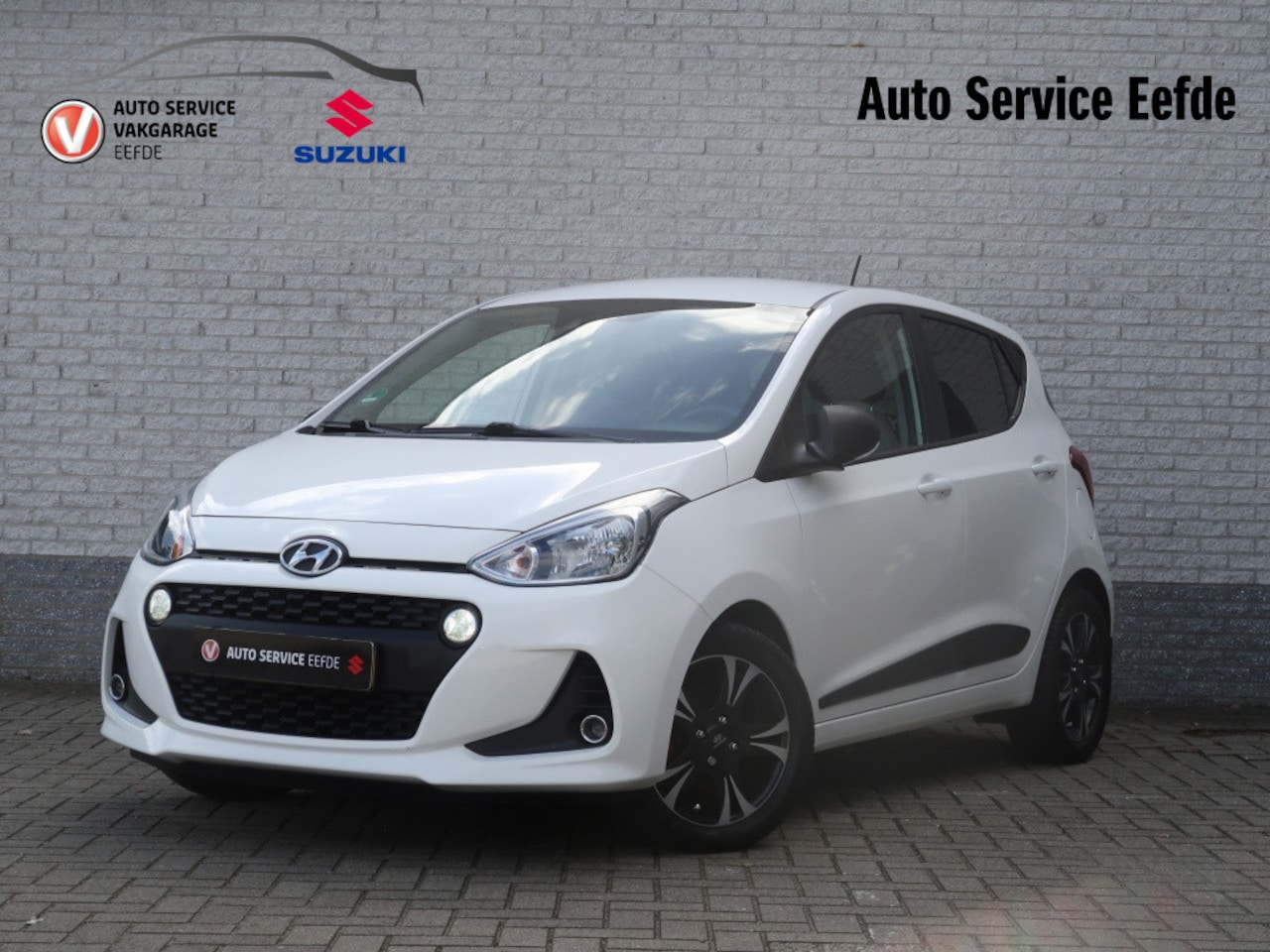Hyundai i10 - 1.0i i-Premium | NAP | Stoel- & Stuurverw. | Climate Control | Navigatie - AutoWereld.nl