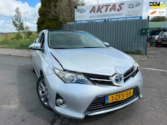 Toyota Auris - 1.8 Hybrid Lease koeler OK lichte schade