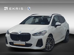 BMW 2-serie Active Tourer - 225e xDrive | M Sportpakket | Trekhaak | Head-Up Display | Harman Kardon | Parking Assista