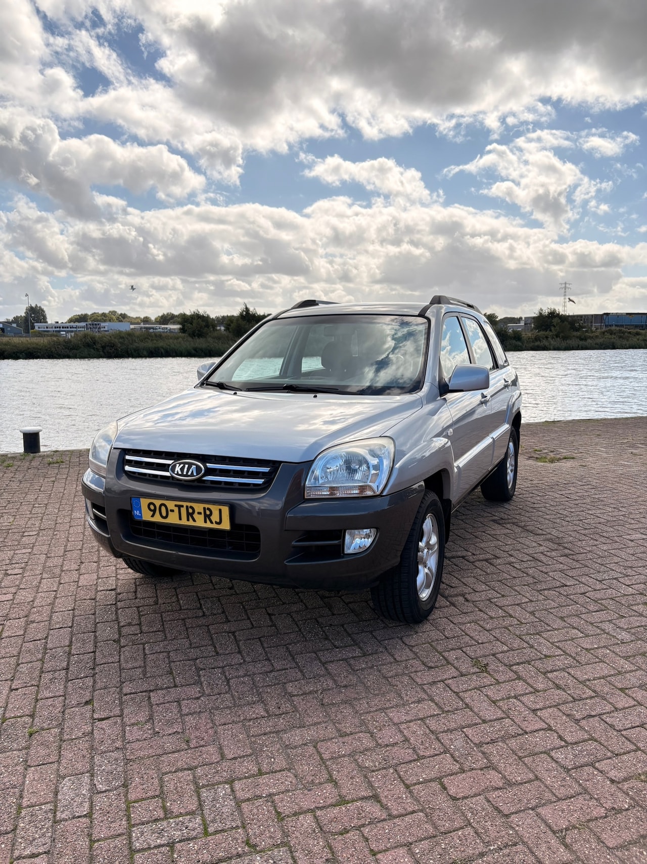 Kia Sportage - 2.0 CVVT Comfort| Trekhaak | Distributieriem vervangen | APK 03-2027| 168.487 km | - AutoWereld.nl