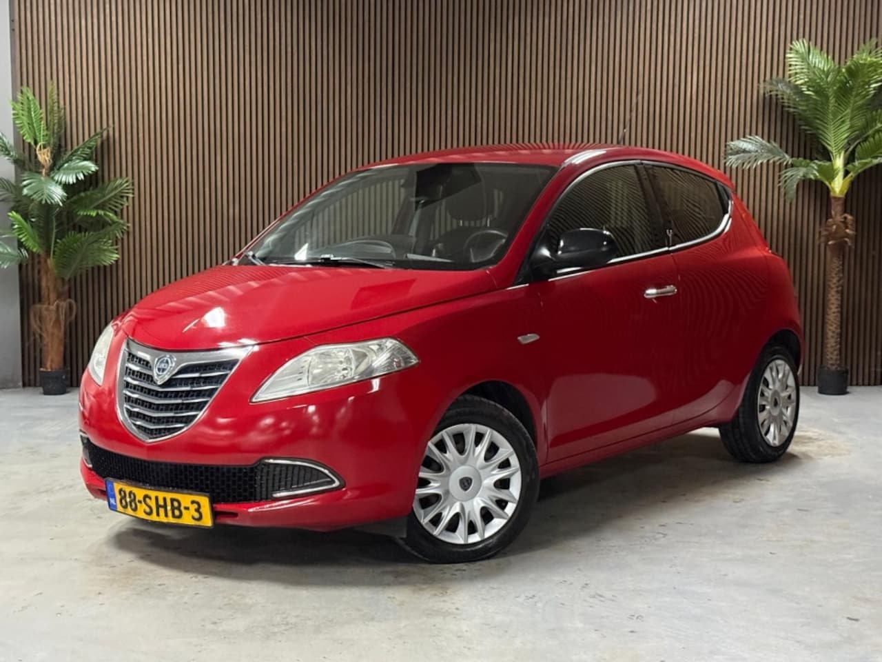 Lancia Y(psilon) - Ypsilon 0.9 TwinAir Silver - AutoWereld.nl
