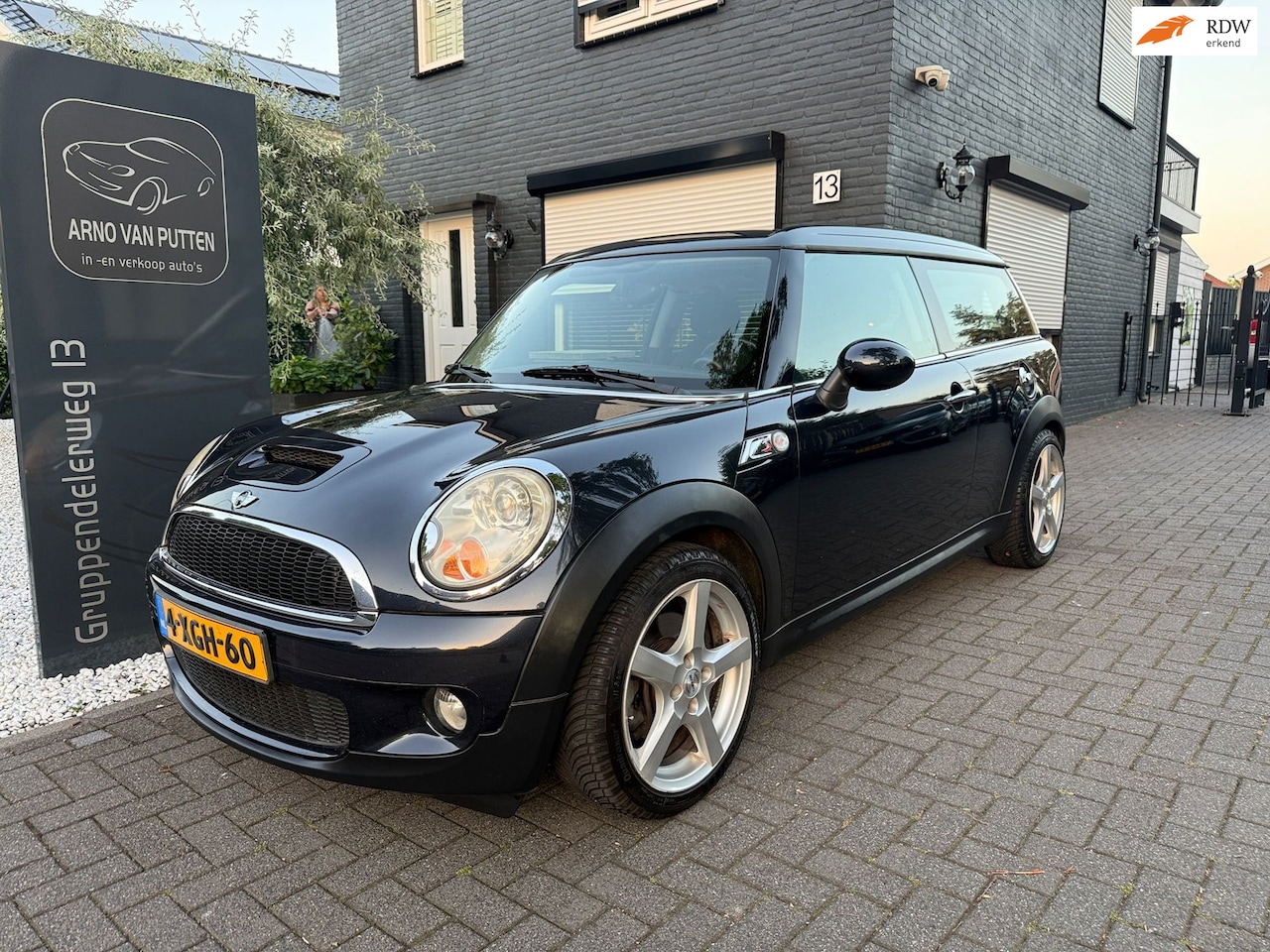 MINI Clubman - 1.6 Cooper S Chili met Panoramadak - AutoWereld.nl