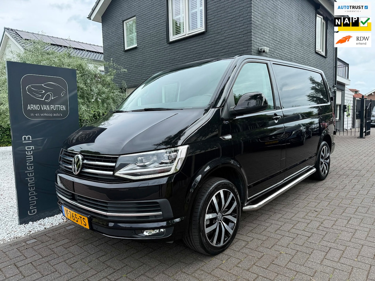 Volkswagen Transporter - 2.0 TDI Automaat Highline - AutoWereld.nl