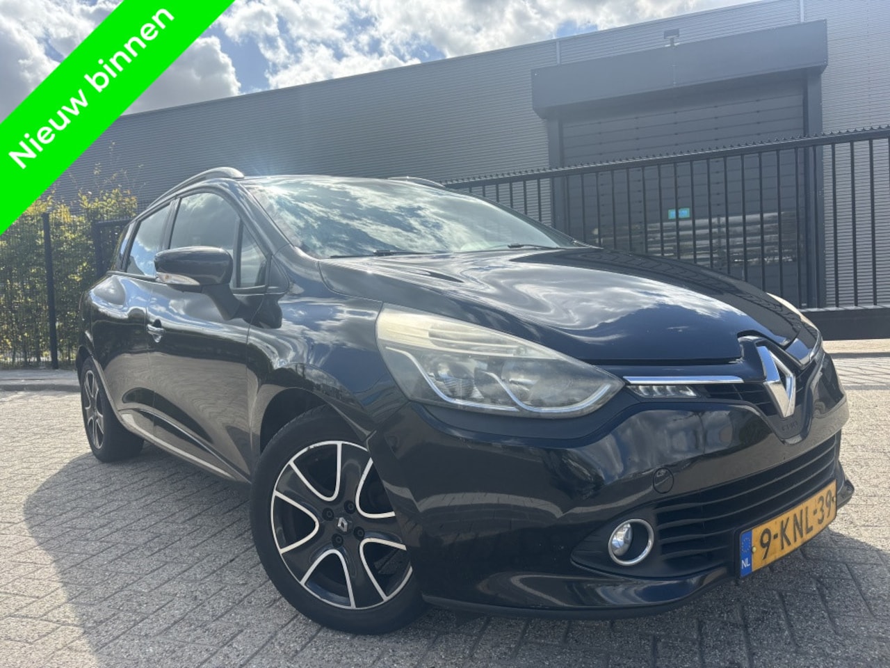 Renault Clio Estate - 1.5 dCi Expression Navi|Cruise|Clima - AutoWereld.nl