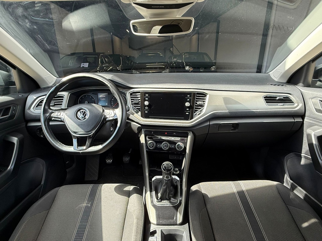 Volkswagen T-Roc - 1.0 TSI Style Climate Control| Parkeersens 2020 - AutoWereld.nl