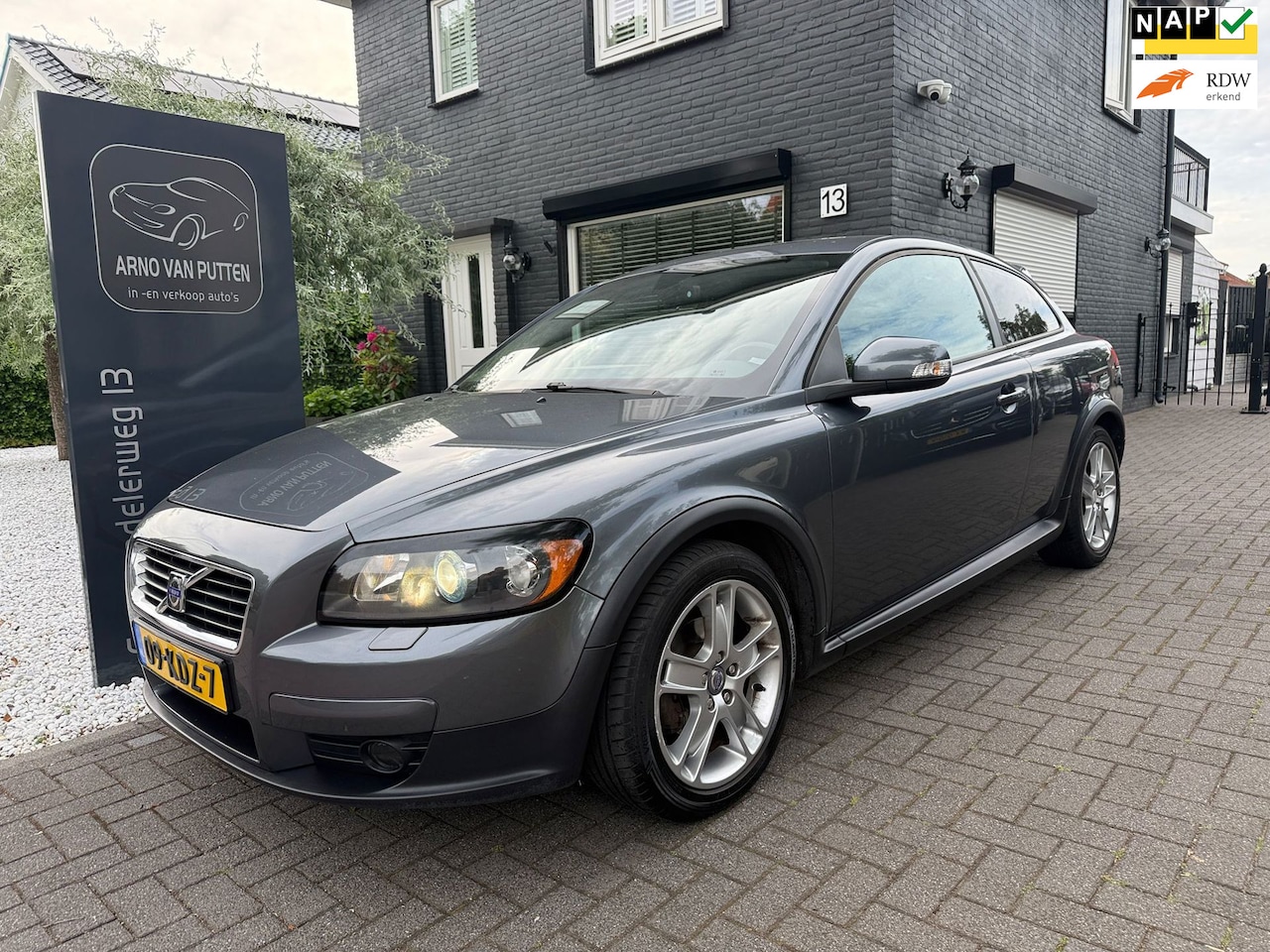 Volvo C30 - 1.8 Sport /Leer /Dynaudio /Trekhaak - AutoWereld.nl