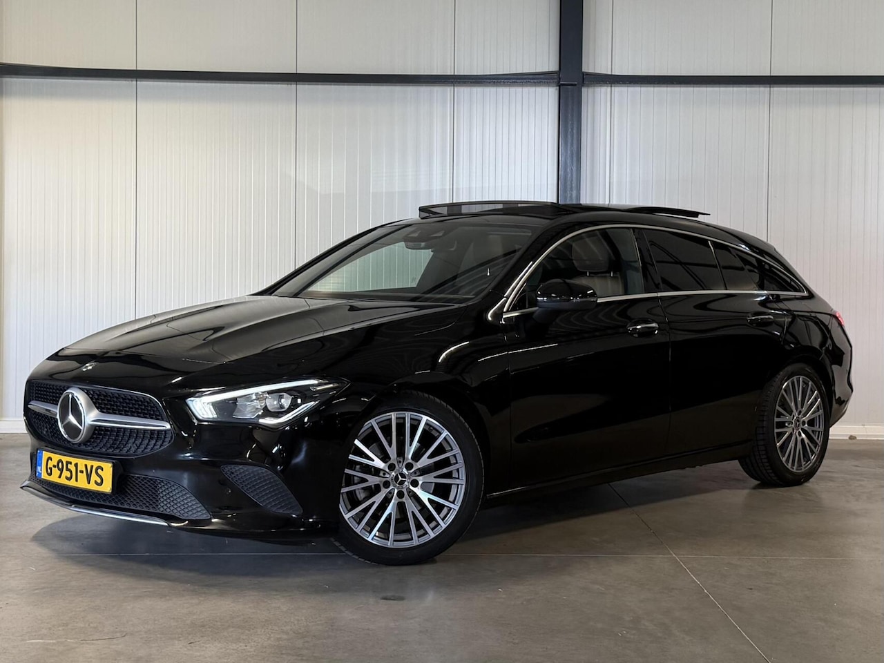 Mercedes-Benz CLA-klasse Shooting Brake - 200 Pano Sfeer Trekhaak - AutoWereld.nl