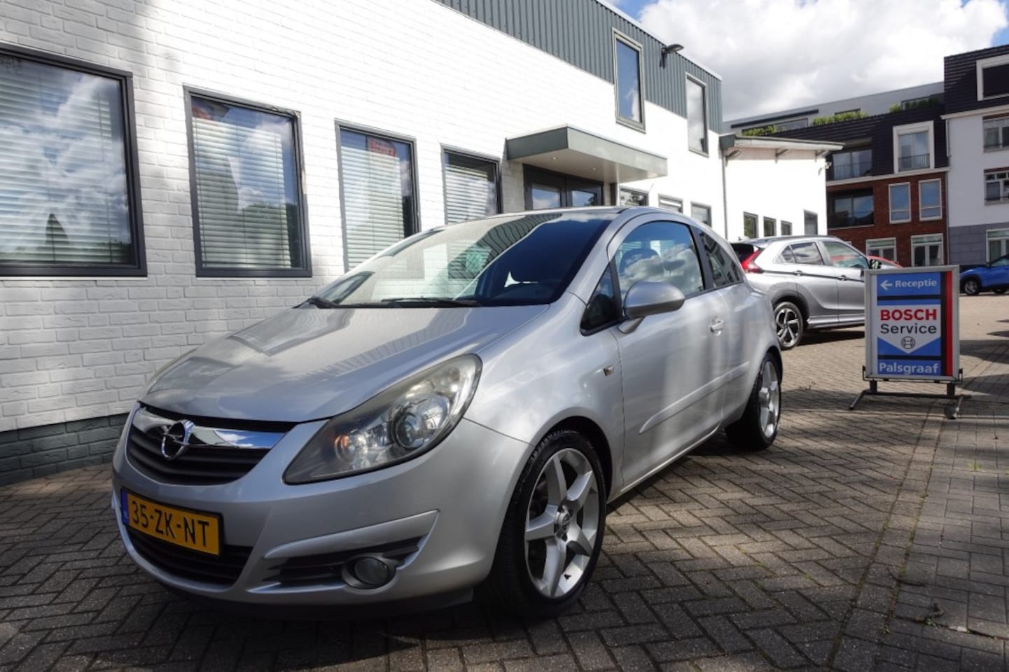 Opel Corsa - 1.4-16V SPORT Airco - AutoWereld.nl