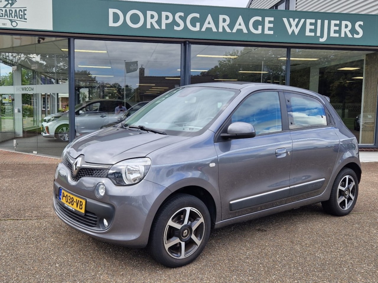 Renault Twingo - 0.9 TCe Intens 0.9 TCE Intens 90pk, Cabrio, Clima, Cruise, Lichtmetaal, Bluetooth - AutoWereld.nl