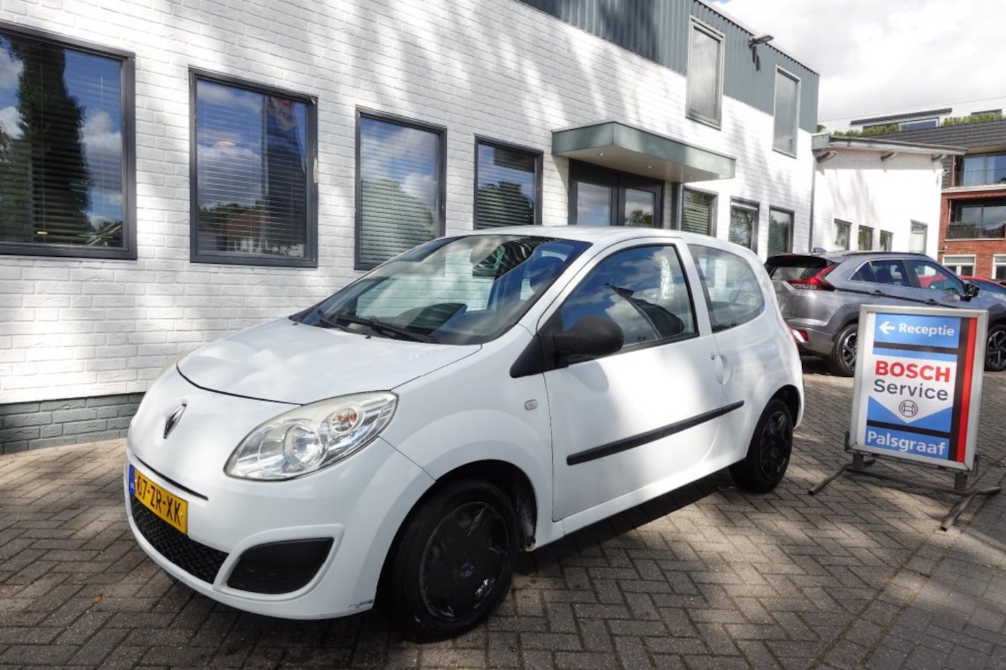 Renault Twingo - 1.2 AUTHENTIQUE  Airco - AutoWereld.nl