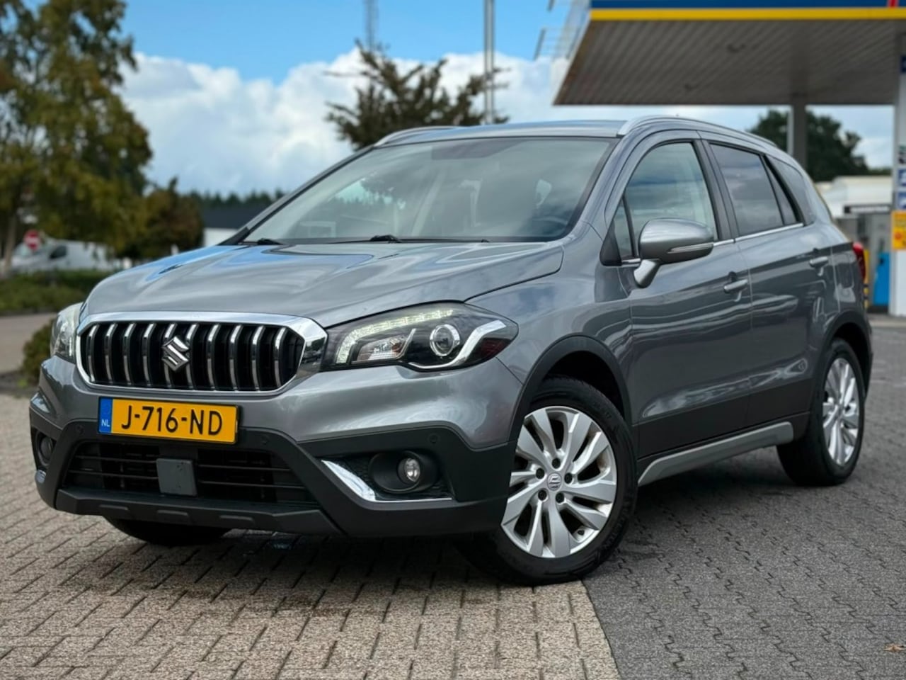 Suzuki S-Cross - 1.0 B.JET EXCLUSIVE CARPLAY PARKEERSENSOREN - AutoWereld.nl