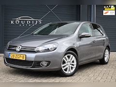 Volkswagen Golf - 1.2 TSI Highline BlueMotion, Cruise, Climate, Bluetooth, Trekhaak, Dealer onderhouden