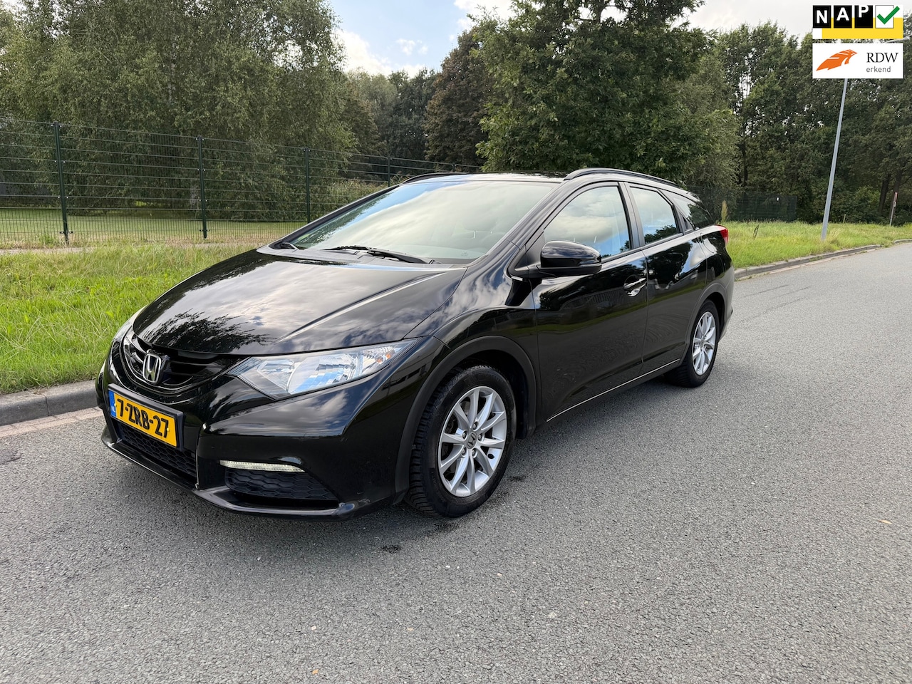 Honda Civic Tourer - 1.6D S Complet dealer onderhouden alle facturen en onderhoud boekje aanwezig - AutoWereld.nl