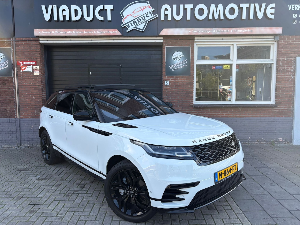 Land Rover Range Rover Velar - 2.0 P300 Turbo AWD R-Dynamic HSE 300 PK Pano 360 Camera Meridian Audiosysteem carplay - AutoWereld.nl