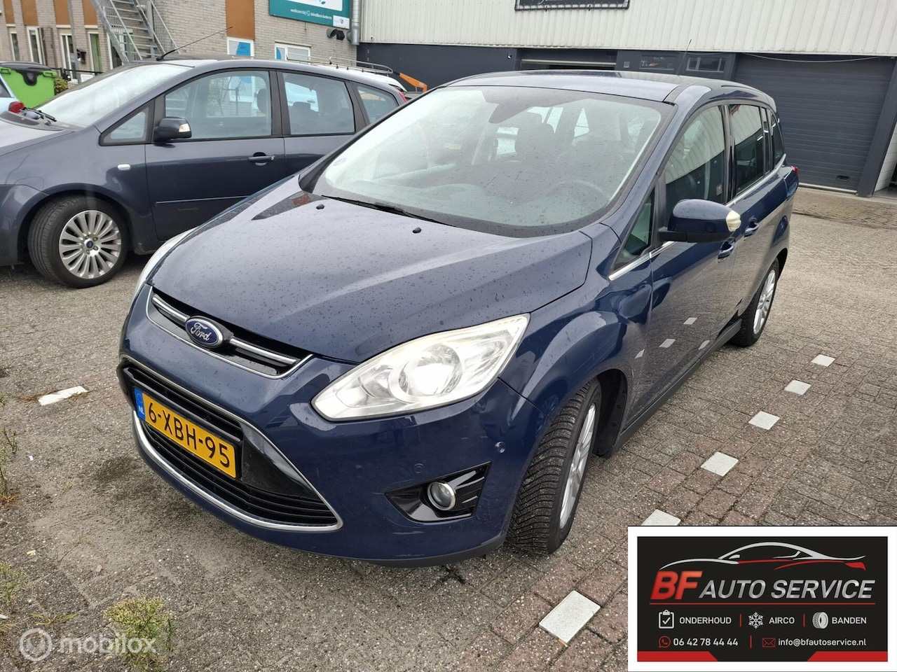 Ford Grand C-Max - 1.6 EcoBoost Titanium/Leder/Stoelverwarming - AutoWereld.nl