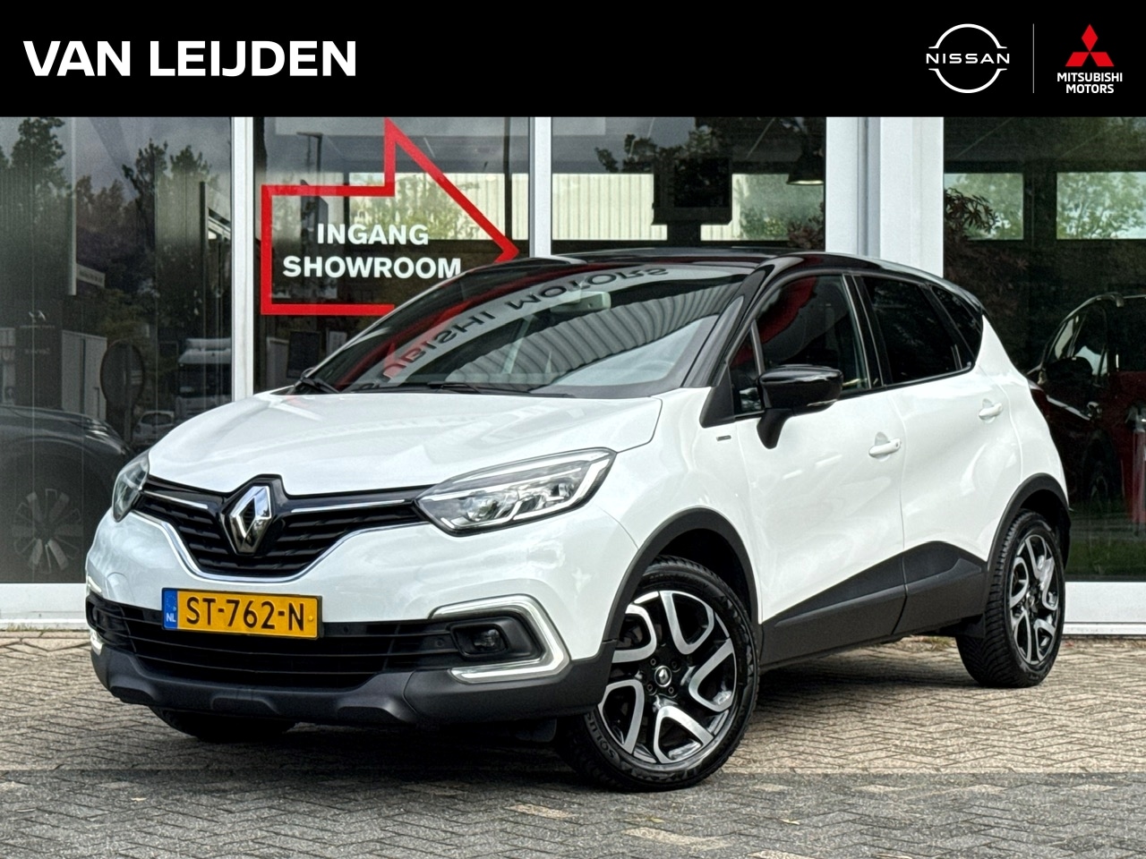 Renault Captur - TCe 120pk Bose | Panoramadak | Navigatie | Camera | Keyless | All-Season - AutoWereld.nl