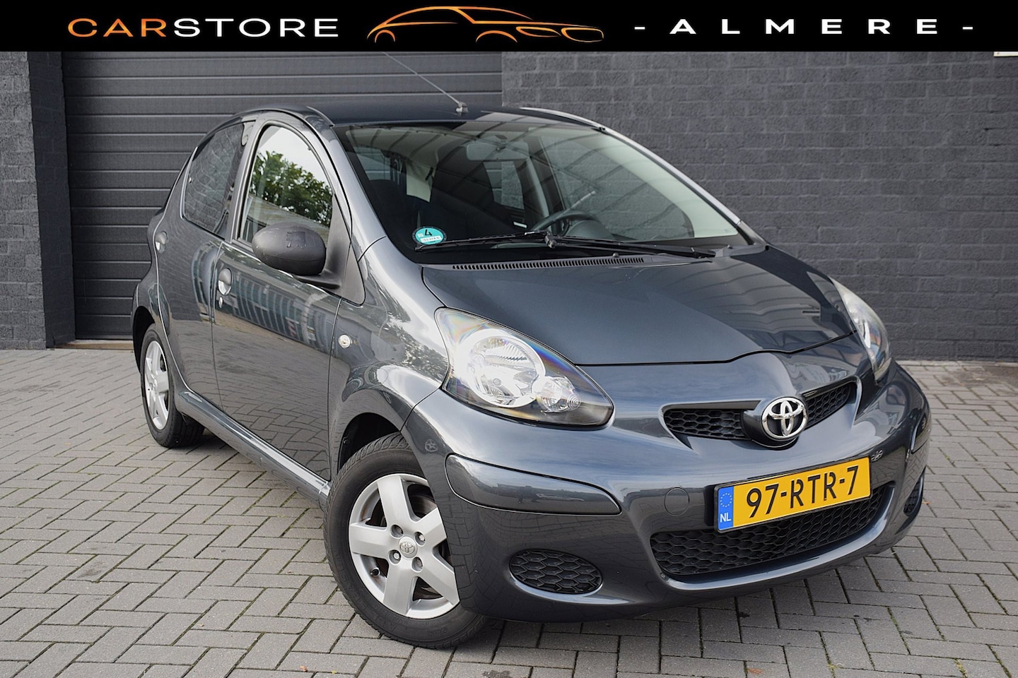Toyota Aygo - 1.0-12V Comfort*2e eigenaar*Automaat*Airco*5 deurs*105DKM* - AutoWereld.nl