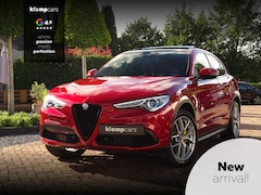 Alfa Romeo Stelvio - 2.0 T AWD Veloce stoelen 8C Rosso | Pano | Carplay | H+K | Diff.TI | Black Edition | FULL