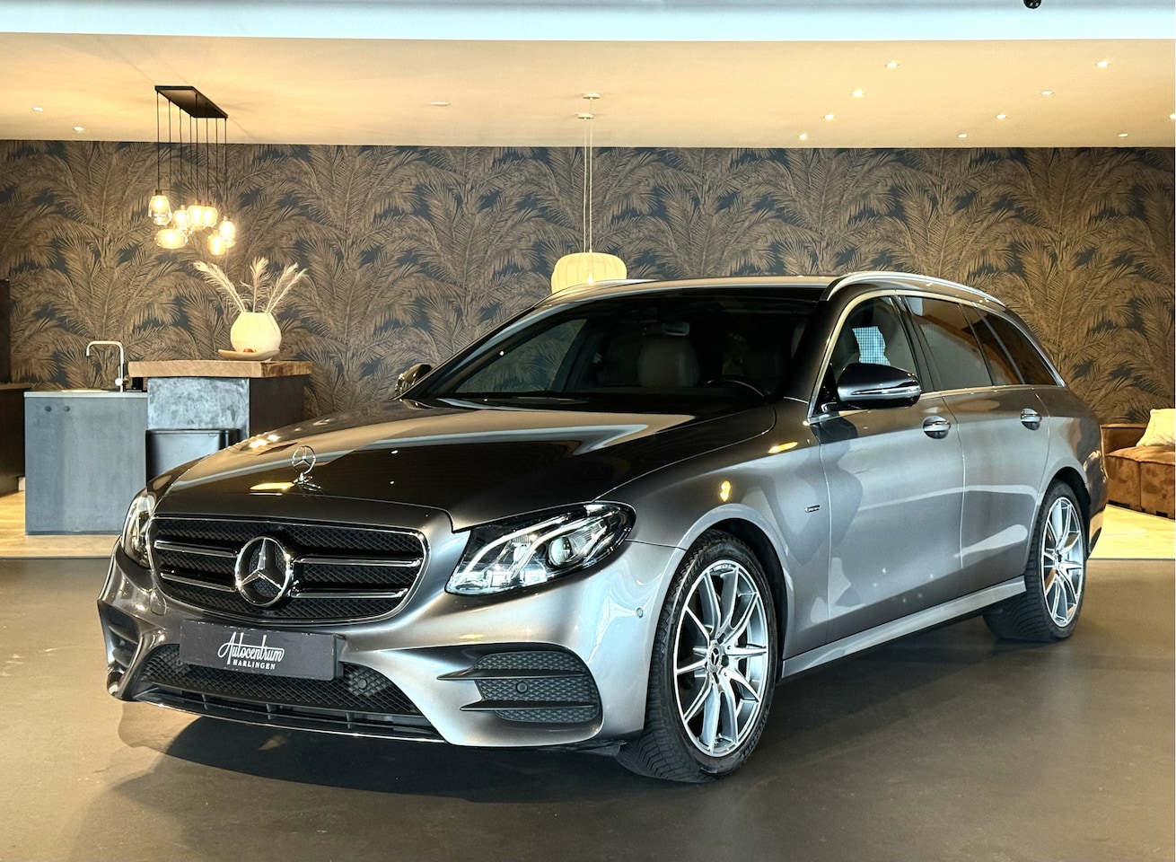 Mercedes-Benz E-klasse Estate - 200 Sport AMG I WideScreen I Camera - AutoWereld.nl