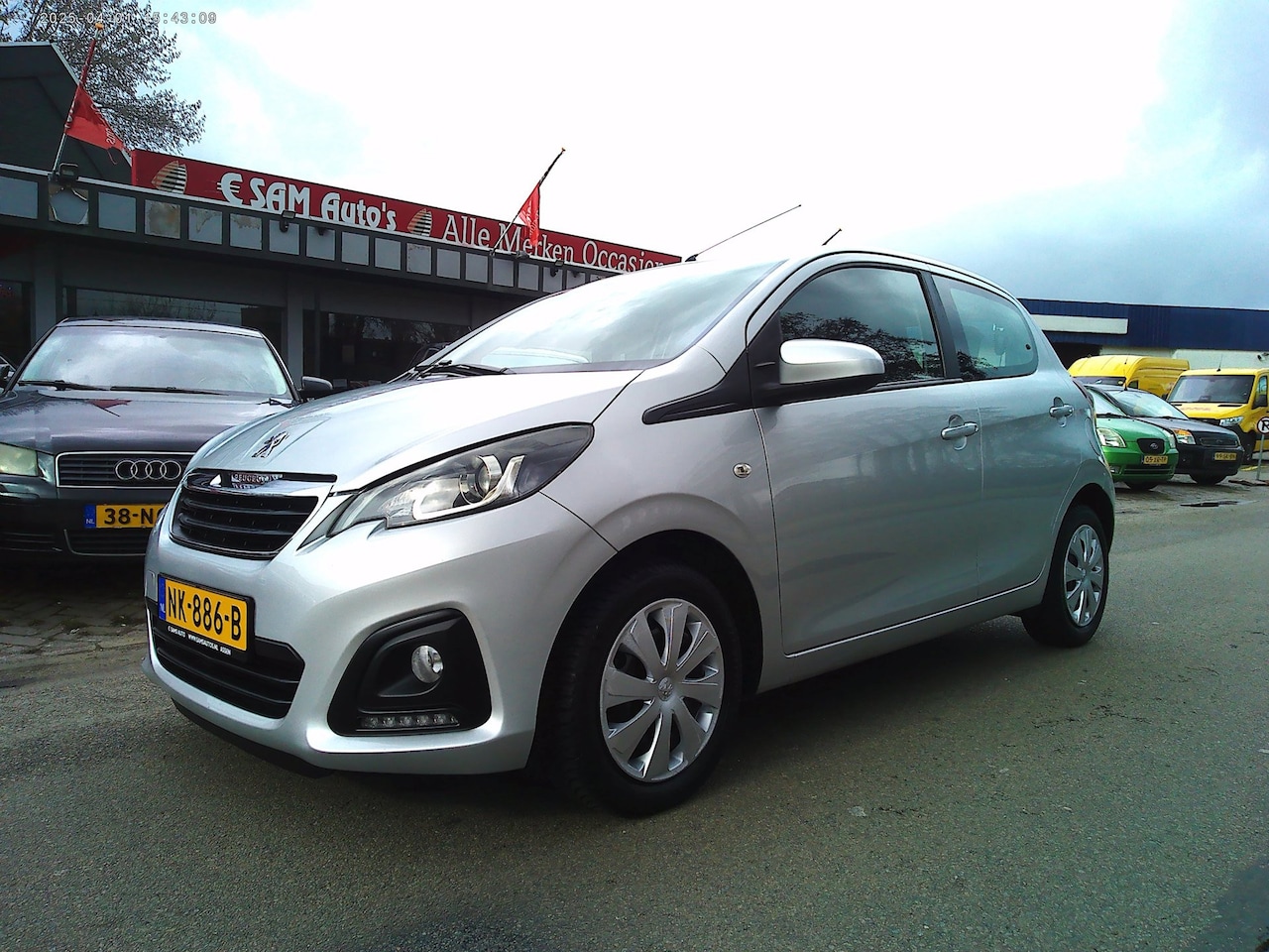 Peugeot 108 - 1.0 e-VTi Active 1.0 e-VTi Active (2017 NAVI +Airco ) - AutoWereld.nl