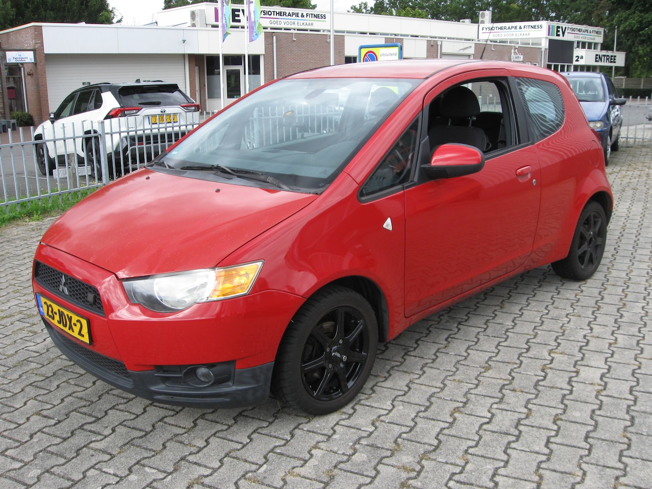 Mitsubishi Colt - 1.3 Intro Edition , 3 Drs, Airco, sportvelgen, lakschade, 229.625 Km, Bj.2009 - AutoWereld.nl