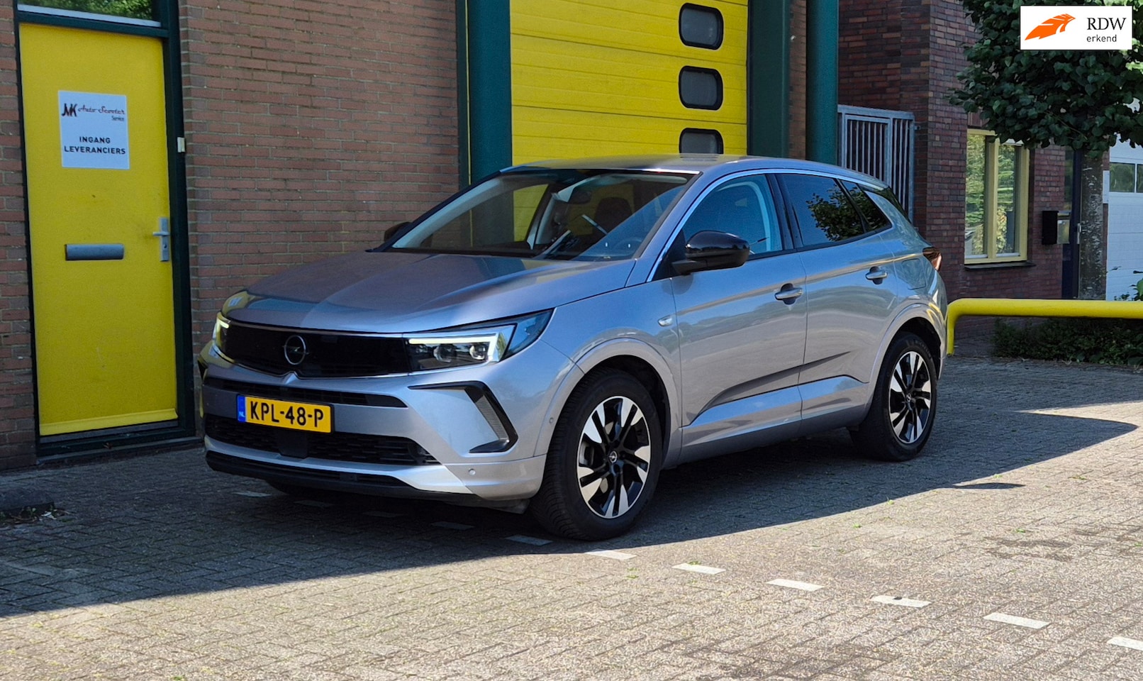 Opel Grandland - 1.6 Turbo Plug-In Hybrid Business Elegance, Accu 100%! Carplay! Mooie/Nette Auto! - AutoWereld.nl