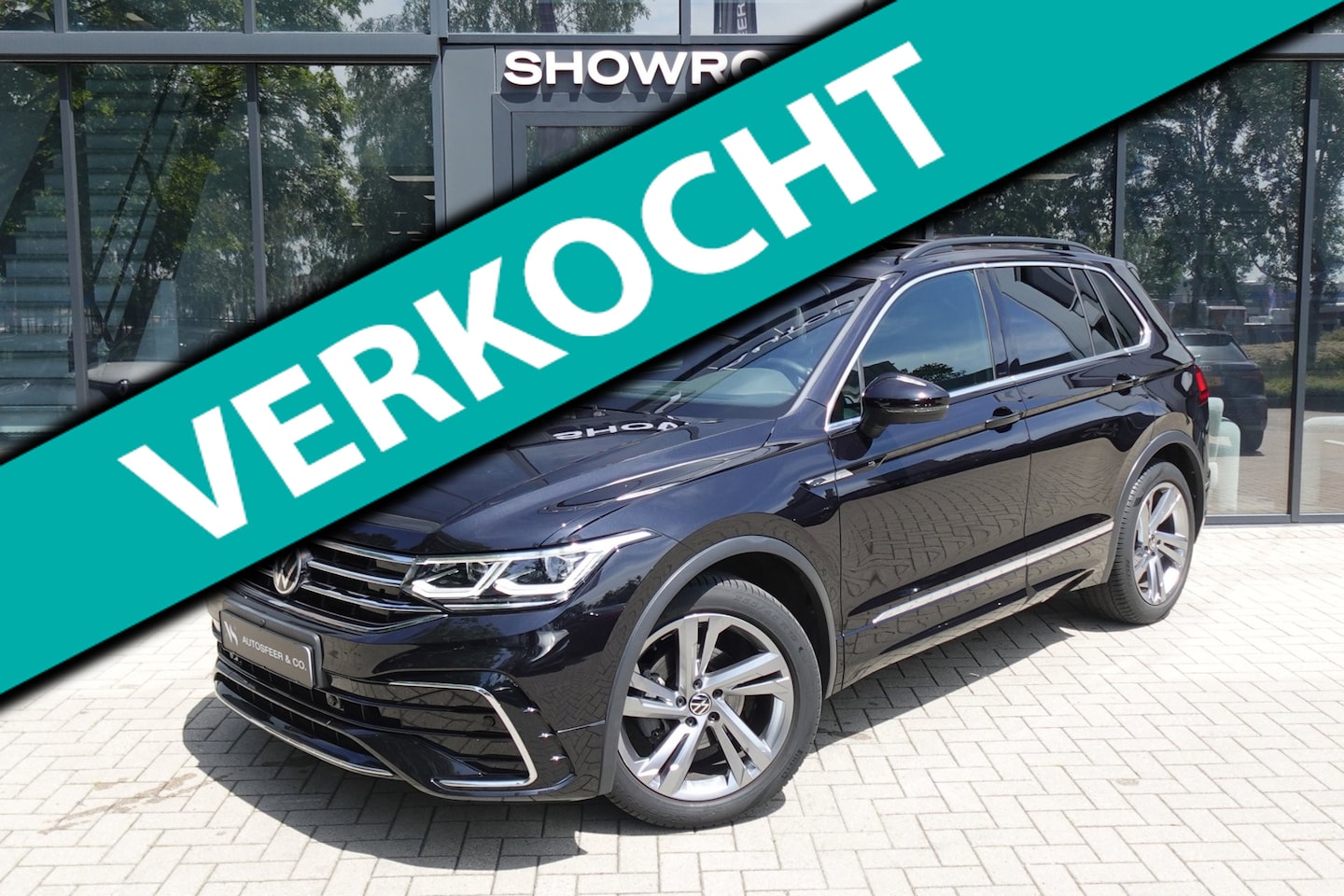 Volkswagen Tiguan - 1.5 TSI R-Line PANO KEYLESS VOL' - AutoWereld.nl